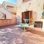 Nefhouse 83 Nyaraló