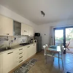 Nyaraló Nefhouse 83 Tanaunella