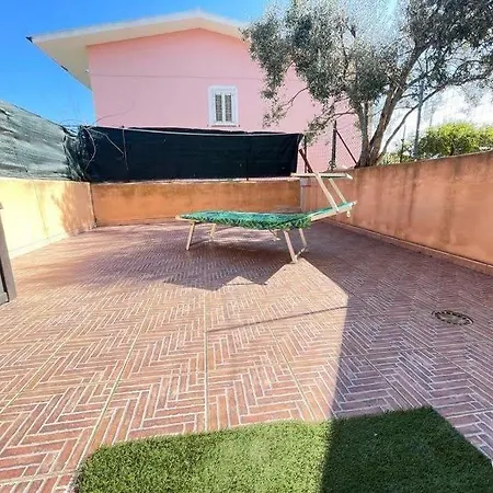 Semesterbostad Nefhouse 83 *