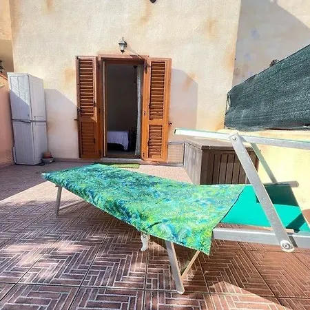 Nefhouse 83 Semesterbostad *