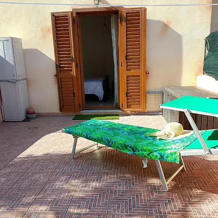 Nefhouse 83 Tanaunella