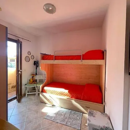 Nefhouse 83 Semesterbostad *