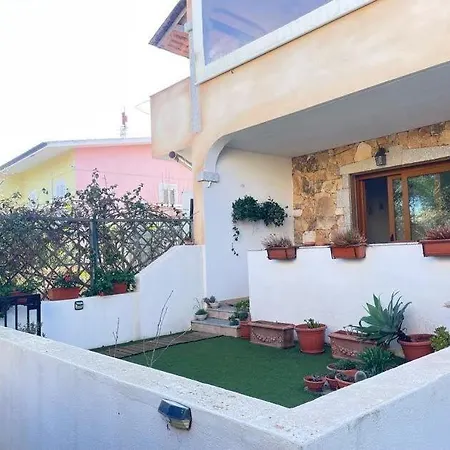 Nefhouse 83 Semesterbostad *