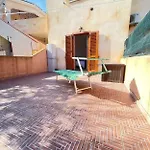 Nefhouse 83