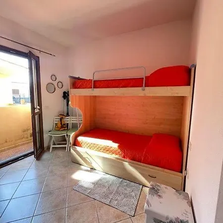 Nefhouse 83 * Tanaunella