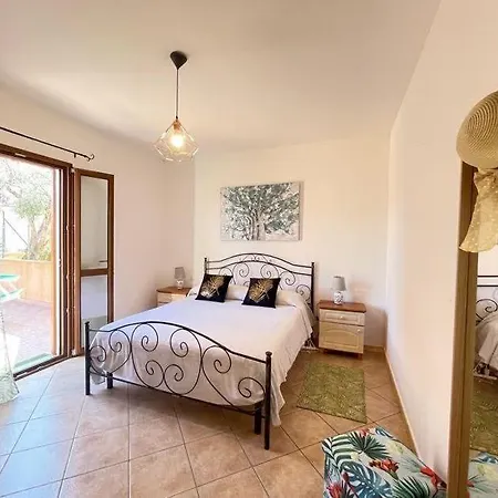 Nefhouse 83 Ferienhaus *