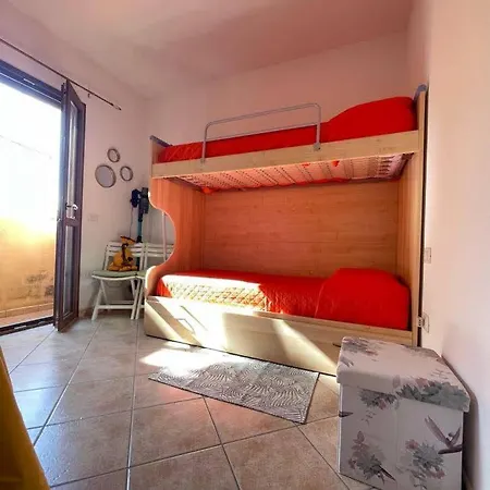 Nefhouse 83 Tanaunella