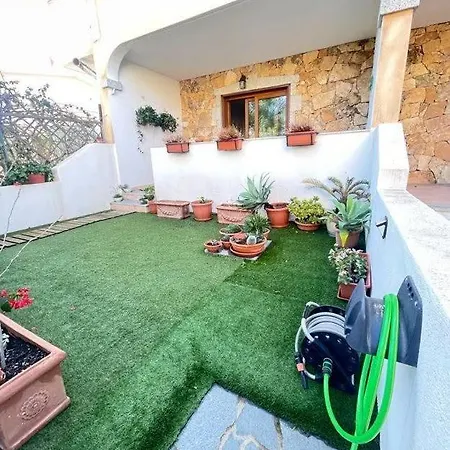 Nefhouse 83 Holiday home Tanaunella